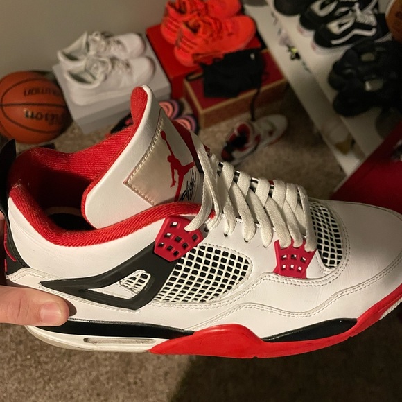 Jordan Retro 4 Fire Red - Picture 6 of 6